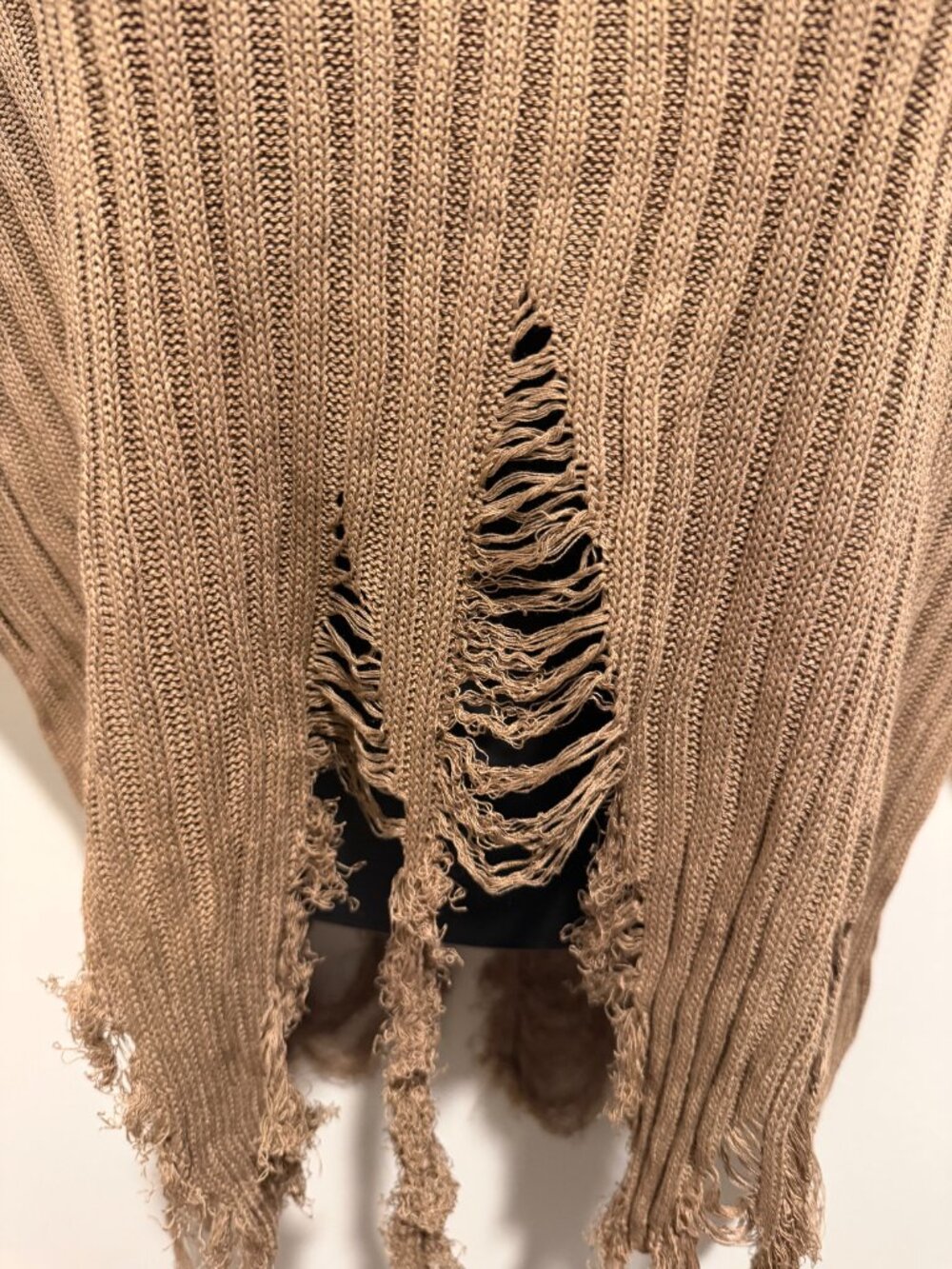Love J Distressed Tan Knit Sweater • Size Large • NWT - Picture 2 of 6